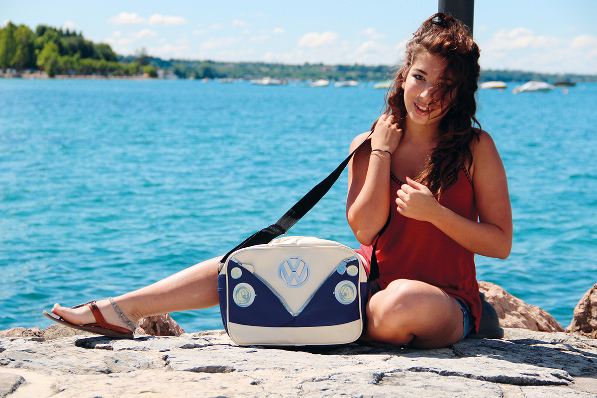 VW T1 Bulli Bus Schultertasche Quer
