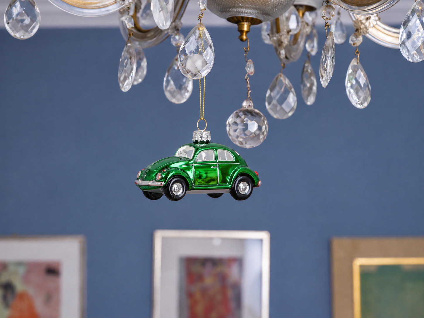 VW Beetle decorative pendant & glass Christmas ornament in gift box (Scale 1:40)