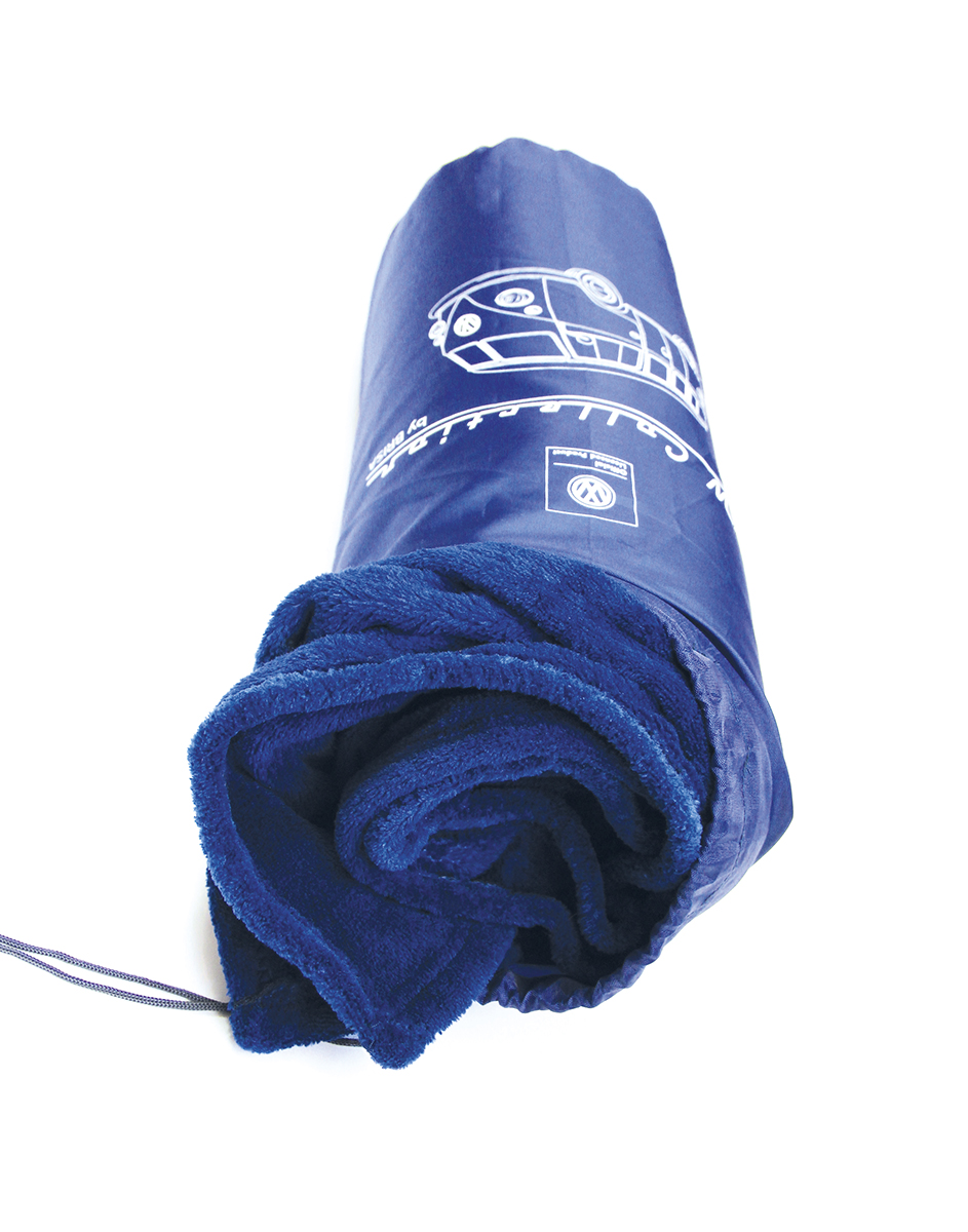 VW T1 Bulli Bus & Beetle fleece blanket 150x200cm
VW T1 Bulli Bus & Beetle fleece blanket 150x200cm

