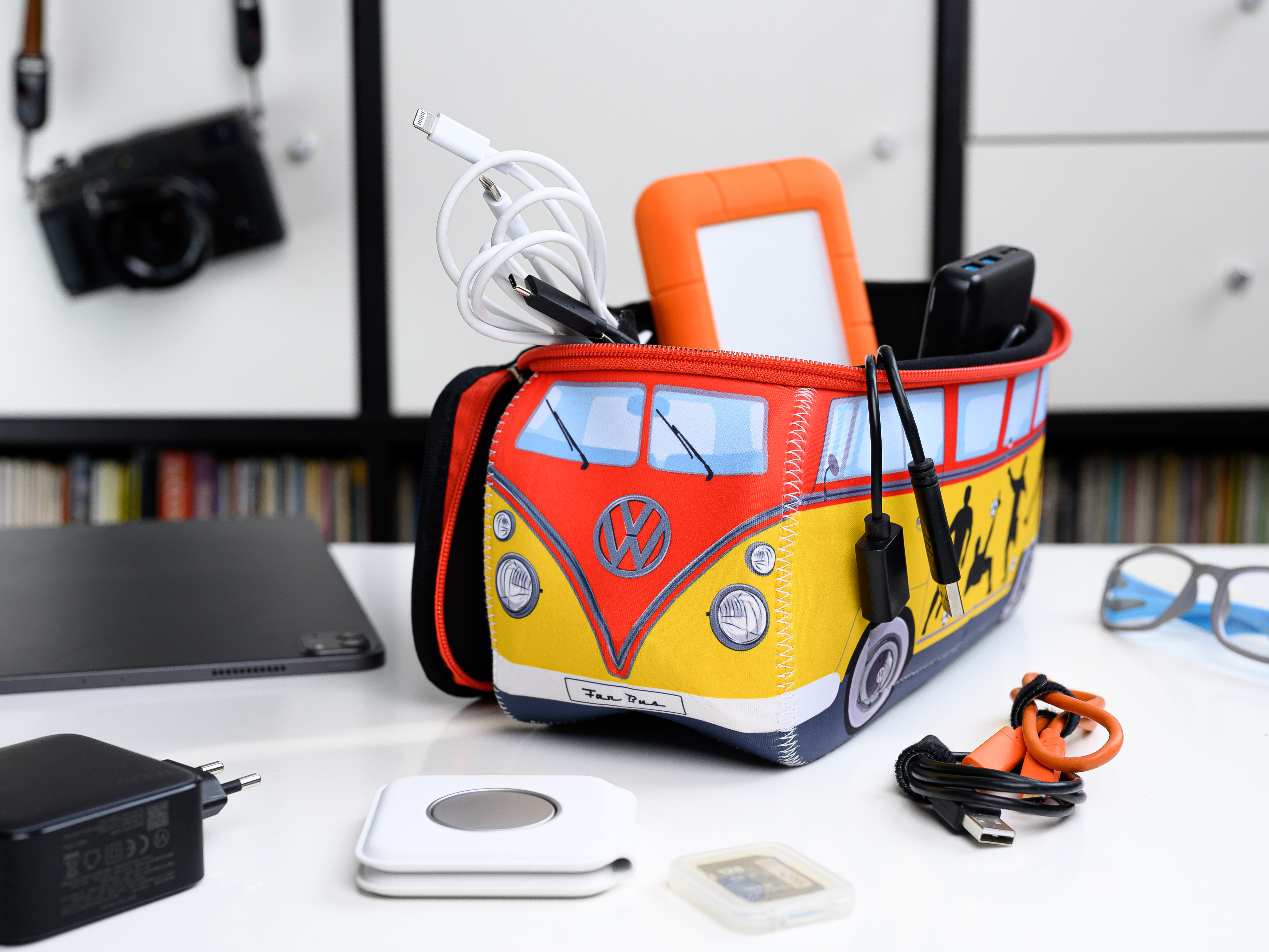VW T1 Bulli Bus 3D Neoprene Universal Bag - Large