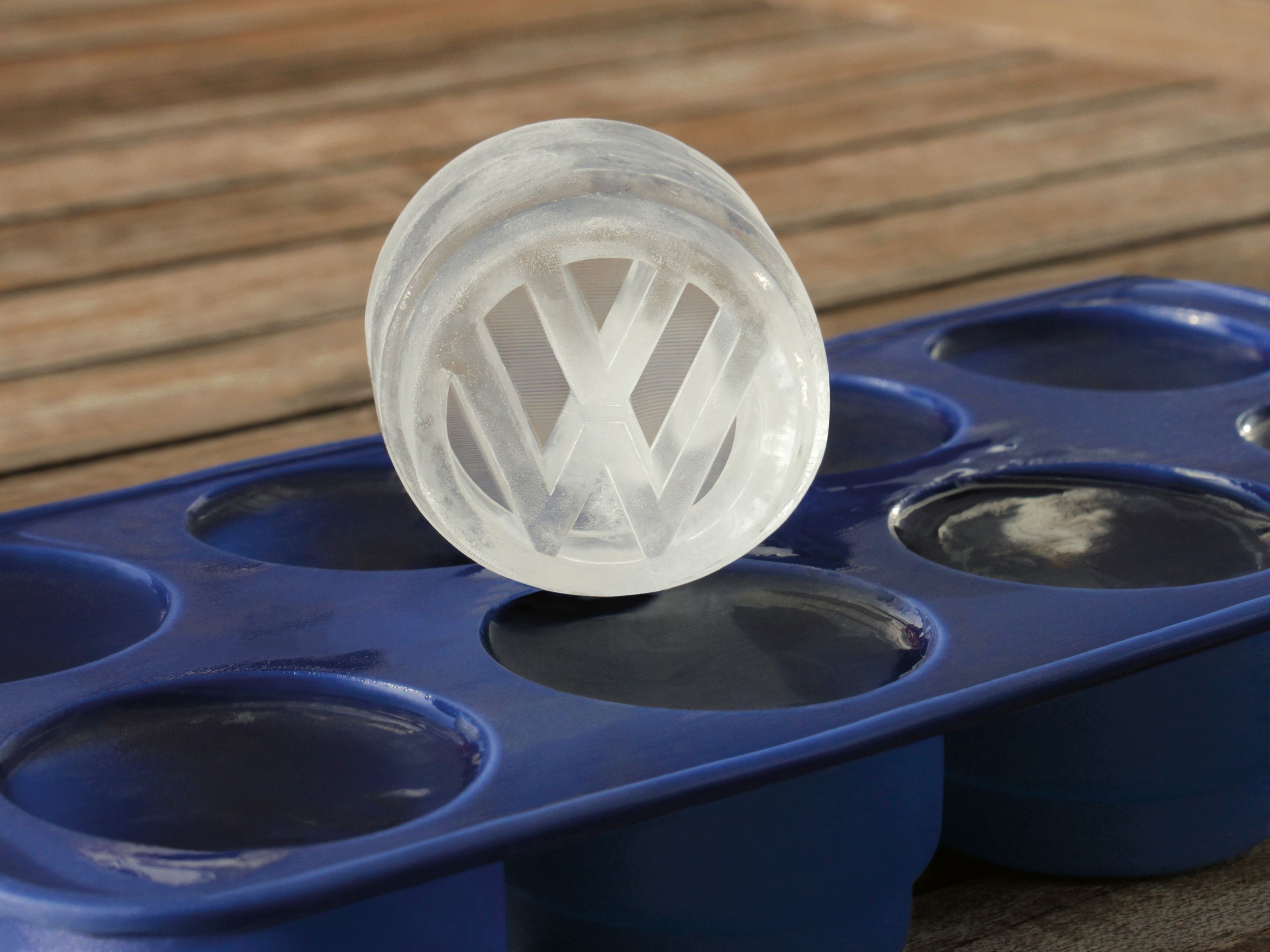 VW logo, T1 Bus, VW Beetle ice cube mold, baking mold, ice cube maker (silicone)