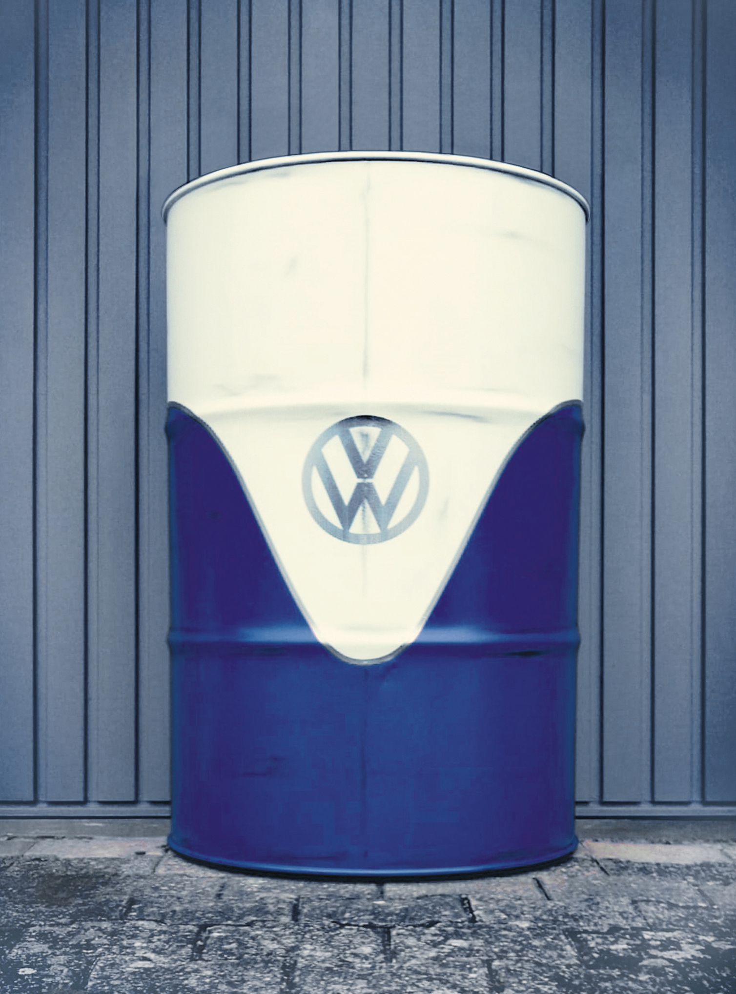 VW T1 Bus oil drum display case with bar table in vintage look (red/white or blue/white)